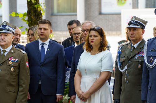 Wojewódzkie Obchody Dnia Walki i Męczeństwa Wsi Polskiej na Placu Grunwaldzkim	